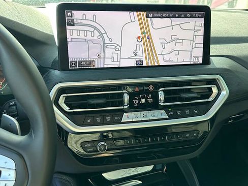 Used 2023 BMW X4 xDrive30i image 28