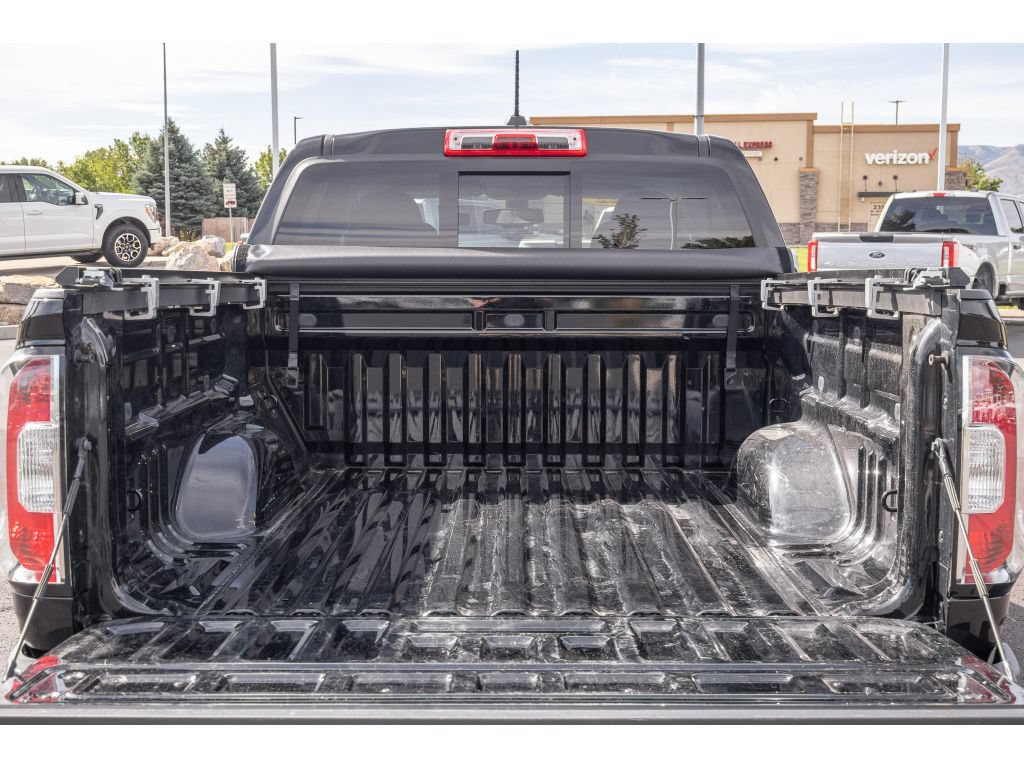 Used 2022 GMC Canyon AT4 w/ Trailering Package AWD/4WD image 14
