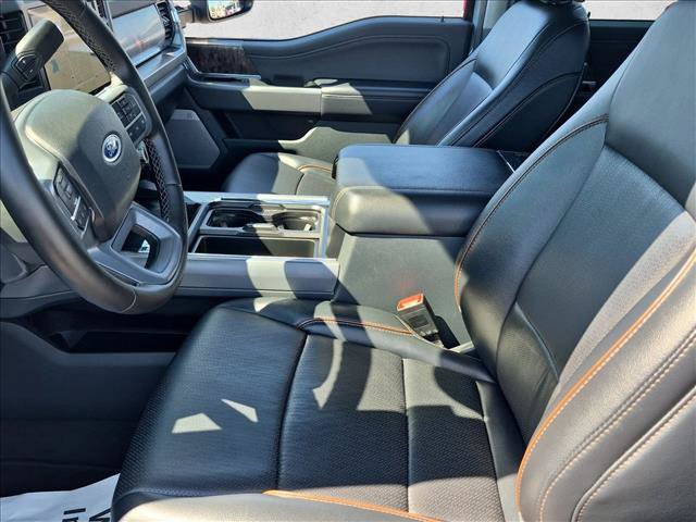 Used 2025 Ford F250 4x4 Crew Cab Super Duty image 16