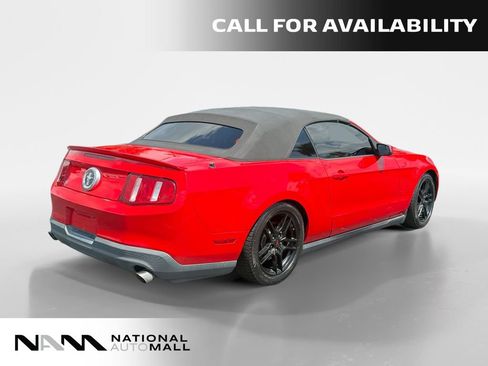 Used 2012 Ford Mustang Convertible RWD image 5