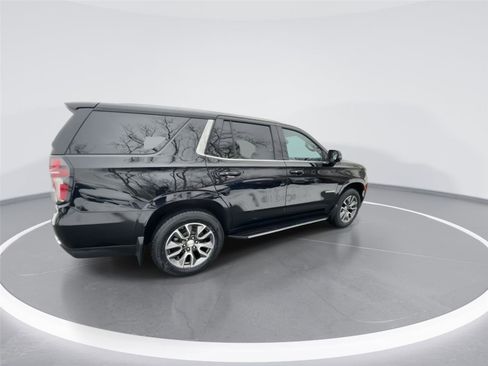 Used 2021 Chevrolet Tahoe LT w/ LT Signature Package image 8