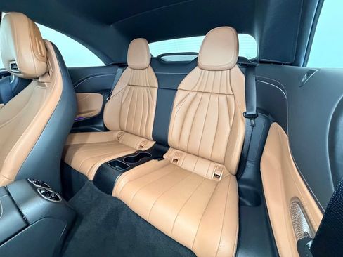 Used 2025 Mercedes-Benz CLE 450 4MATIC Cabriolet image 4