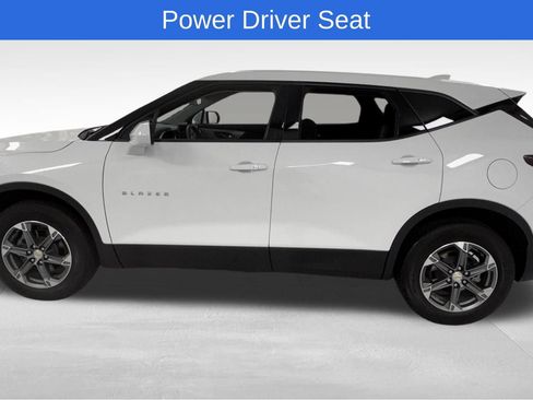 Used 2023 Chevrolet Blazer LT AWD/4WD image 6