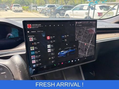 Used 2021 Tesla Model S Plaid image 3