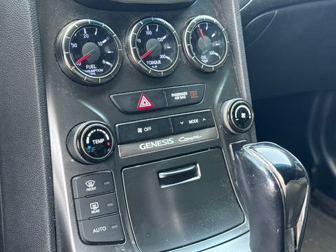 Used 2015 Hyundai Genesis 3.8 RWD image 20