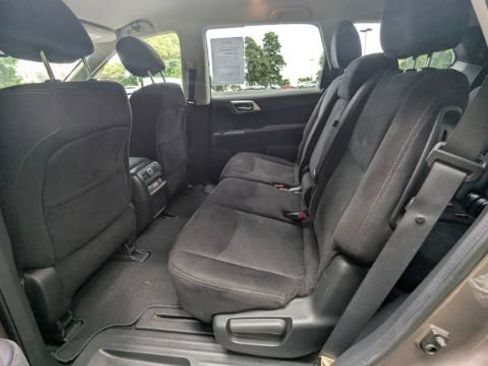 Used 2014 Nissan Pathfinder S AWD/4WD image 20