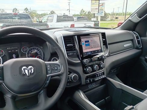New 2026 RAM 1500 Big Horn w/ Night Edition AWD/4WD image 10