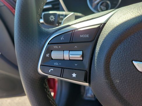 Used 2023 Genesis G70 2.0T RWD image 20