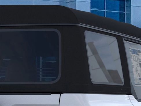 New 2025 Ford Bronco 4-Door image 25