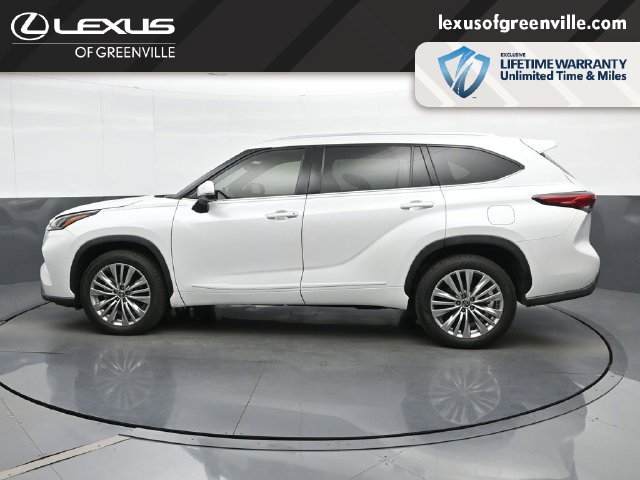 Used 2022 Toyota Highlander Platinum FWD image 5
