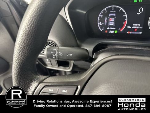 Used 2023 Honda HR-V LX image 16