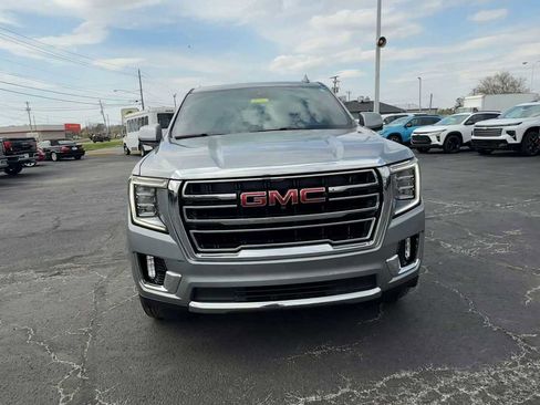 Certified 2024 GMC Yukon XL SLT w/ SLT Luxury Package AWD/4WD image 3