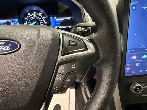 Used 2024 Ford Edge SEL w/ Convenience Package image 14