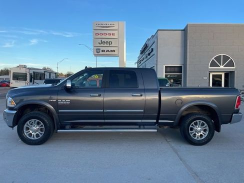 Used 2017 RAM 2500 Laramie w/ Snow Chief Group image 1
