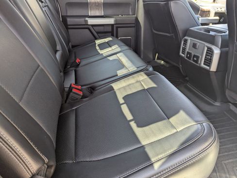 Used 2019 Ford F250 Lariat w/ Chrome Package image 14