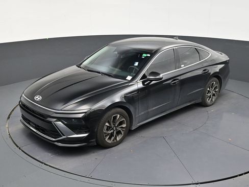 Used 2024 Hyundai Sonata SEL FWD image 13