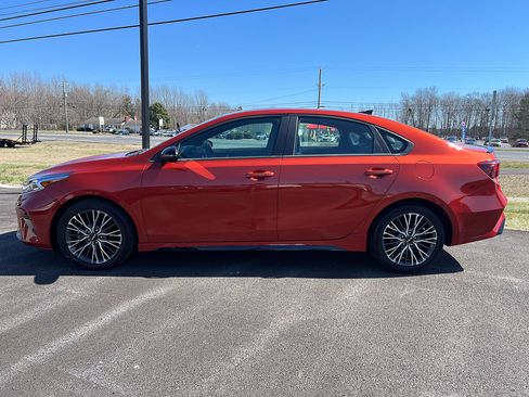 Used 2023 Kia Forte GT-Line w/ GT-Line Premium Package image 2