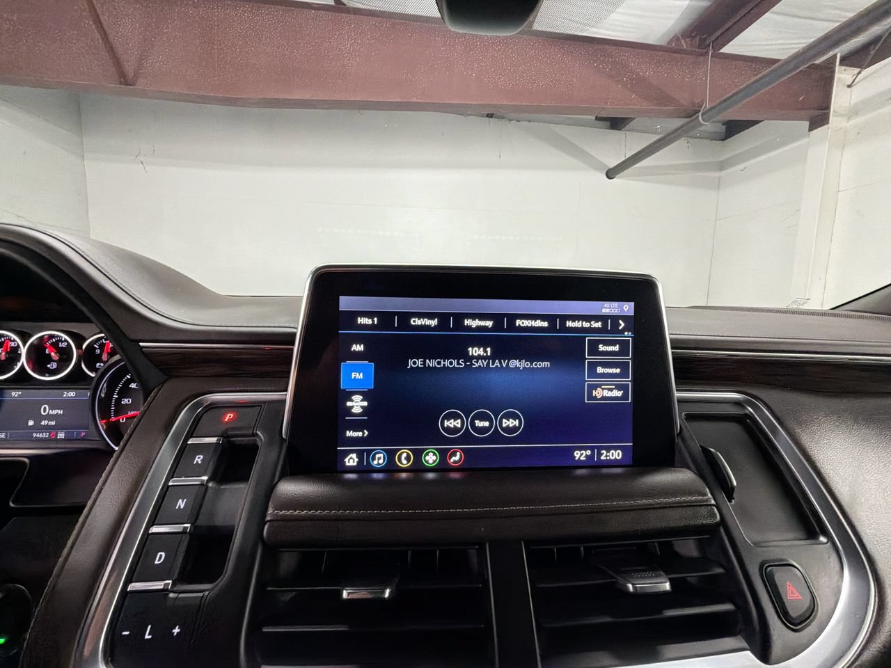 Used 2021 Chevrolet Tahoe Z71 w/ Z71 Signature Package AWD/4WD image 13