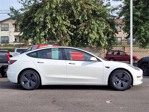 Used 2022 Tesla Model 3 Long Range image 5