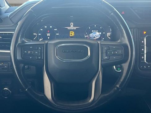 Used 2024 GMC Yukon Denali Ultimate AWD/4WD image 18
