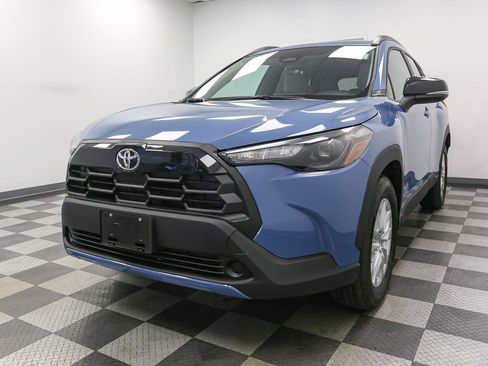 New 2026 Toyota Corolla Cross LE AWD/4WD image 4