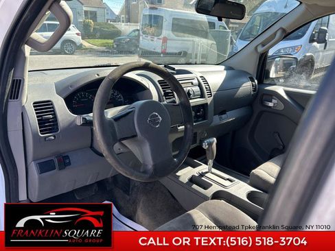 Used 2012 Nissan Frontier S w/ S Preferred Pkg image 13