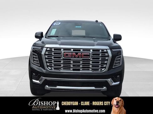 Used 2025 GMC Yukon Denali w/ LPO, Floor Liner Package AWD/4WD image 17
