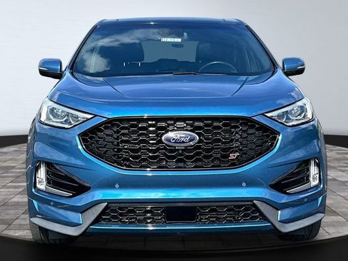 Used 2019 Ford Edge ST w/ Equipment Group 401A image 3