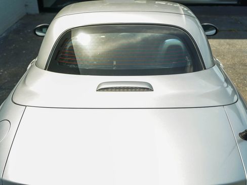 Used 2008 MAZDA MX-5 Miata Grand Touring w/ Premium Pkg RWD image 25