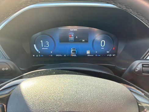 Certified 2023 Ford Escape Platinum w/ Premium Technology Package image 11