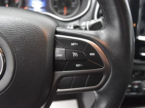 Used 2019 Jeep Cherokee Limited AWD/4WD image 8