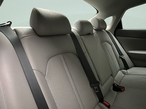 Used 2016 Kia Optima EX w/ Premium Package FWD image 16