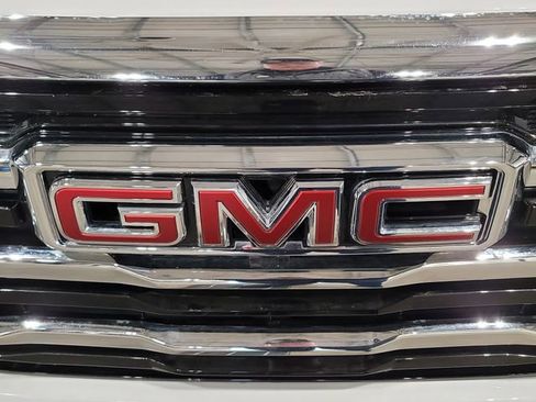 Used 2026 GMC Terrain Elevation AWD/4WD image 18