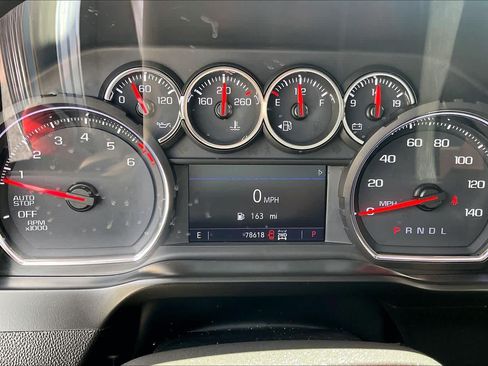 Used 2019 Chevrolet Silverado 1500 RST AWD/4WD image 25
