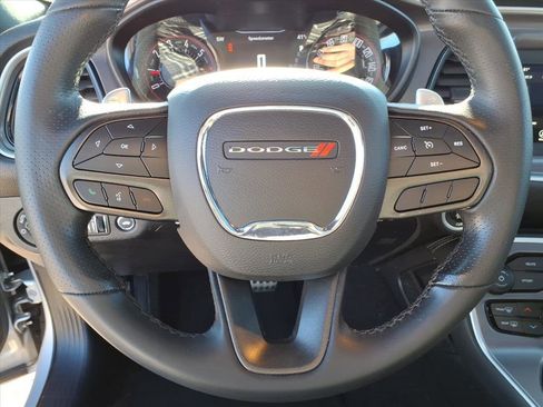 Used 2022 Dodge Challenger R/T w/ Blacktop Package image 18