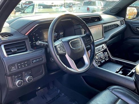 Used 2023 GMC Yukon Denali image 20