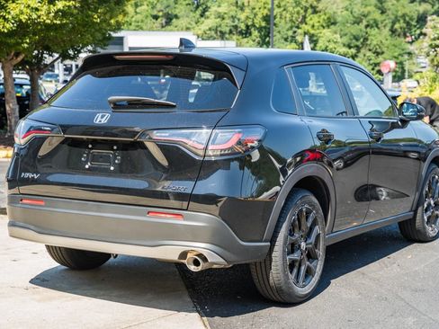 Certified 2025 Honda HR-V Sport image 4