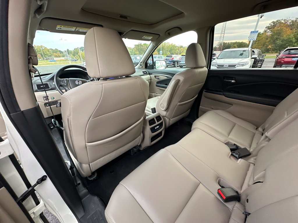 Certified 2017 Honda Pilot EX-L image 17