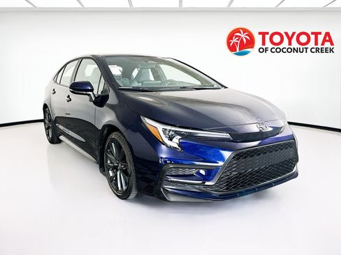 Used 2025 Toyota Corolla SE FWD image 1