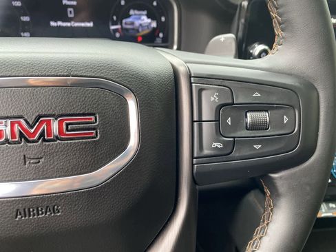 Used 2024 GMC Sierra 1500 AT4 w/ Technology Package AWD/4WD image 21