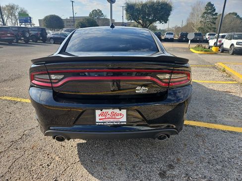 Used 2023 Dodge Charger R/T w/ Blacktop Package image 7