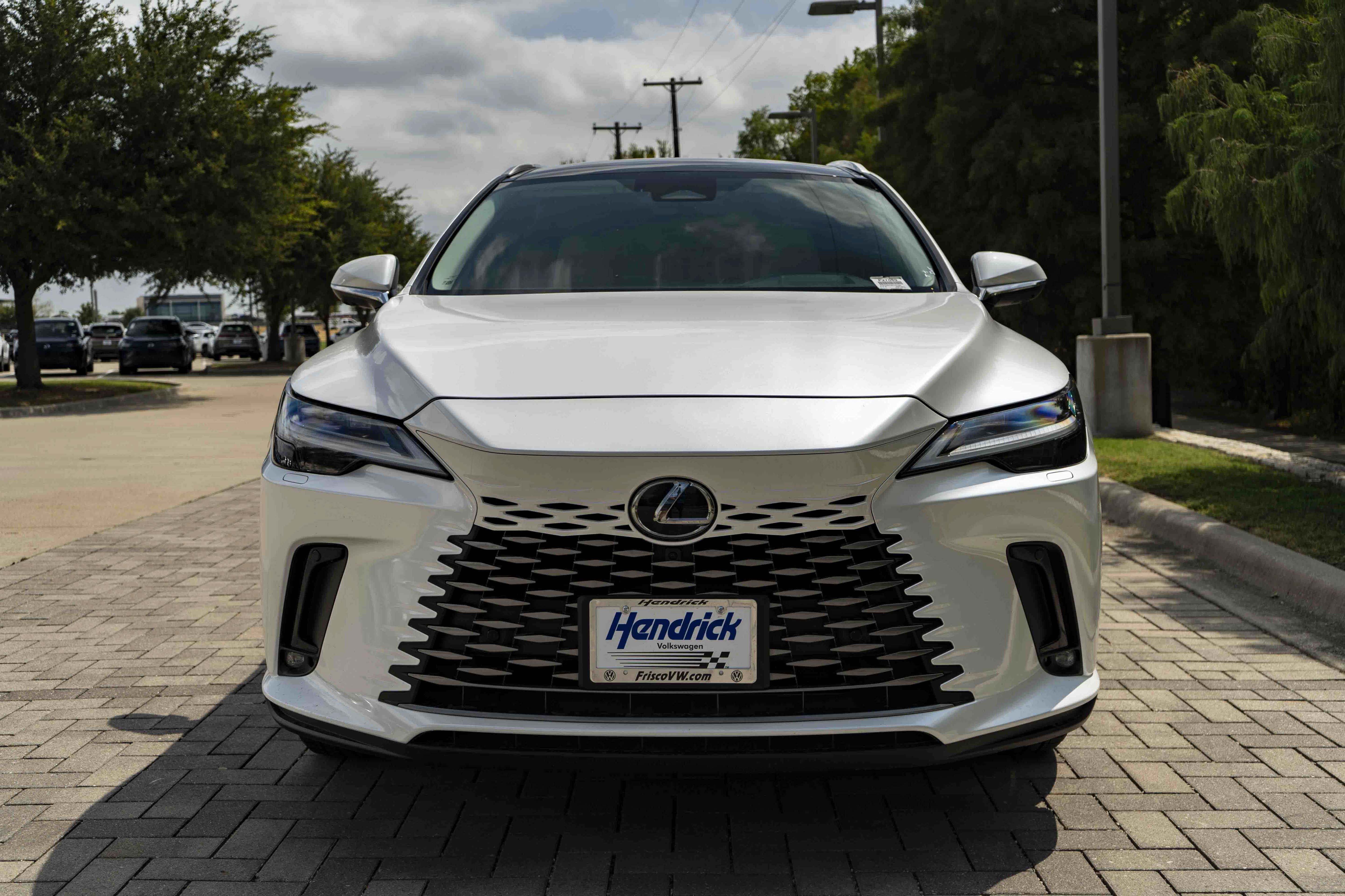 Used 2024 Lexus RX 350 FWD w/ Convenience Package image 3