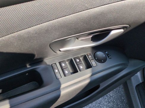 Used 2025 Hyundai Tucson SEL AWD/4WD image 12