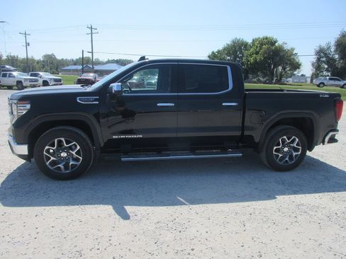 New 2026 GMC Sierra 1500 SLT w/ SLT Premium Plus Package AWD/4WD image 9