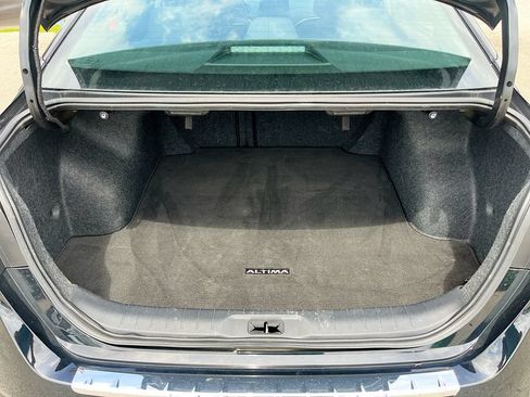 Used 2022 Nissan Altima 2.5 SV FWD image 23