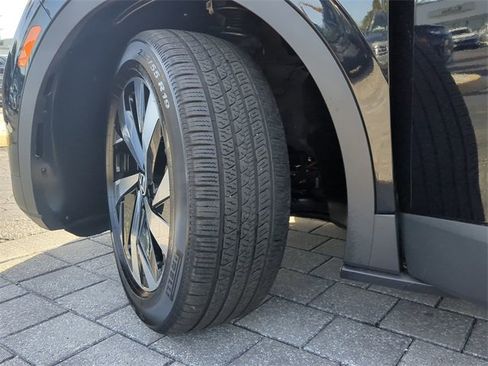 Used 2024 Volkswagen ID.4 2WD image 33