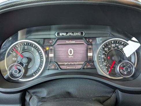 Used 2021 RAM 1500 Laramie RWD image 34