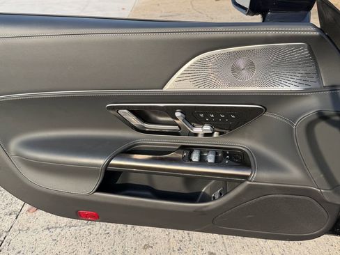 Used 2023 Mercedes-Benz SL 43 AMG image 13