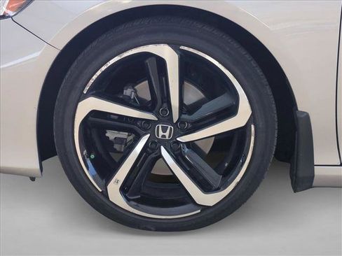 Used 2022 Honda Accord Sport Special Edition image 13