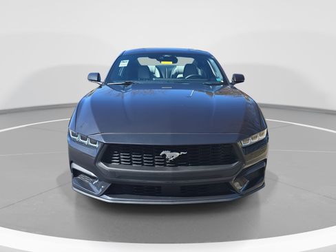 Used 2024 Ford Mustang Premium image 2